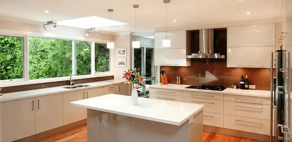 Kitchen cabinet refacing and remodel results in a modern kitchen in Atlanta, GA
